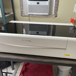 xTool P2 55W CO2 Laser Cutter & Engraver Package – Low Hours + Extras
