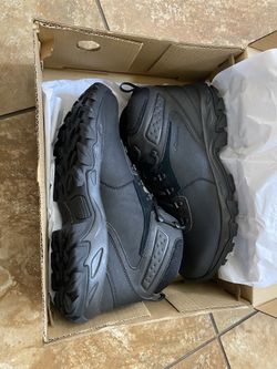 Columbia Newton Ridge Plus II Waterproof Size 13 Men’s