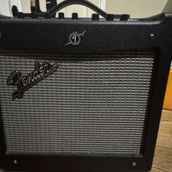 Electric guitar accessories 