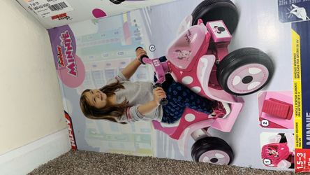 Minnie Mouse 6V electric ride on