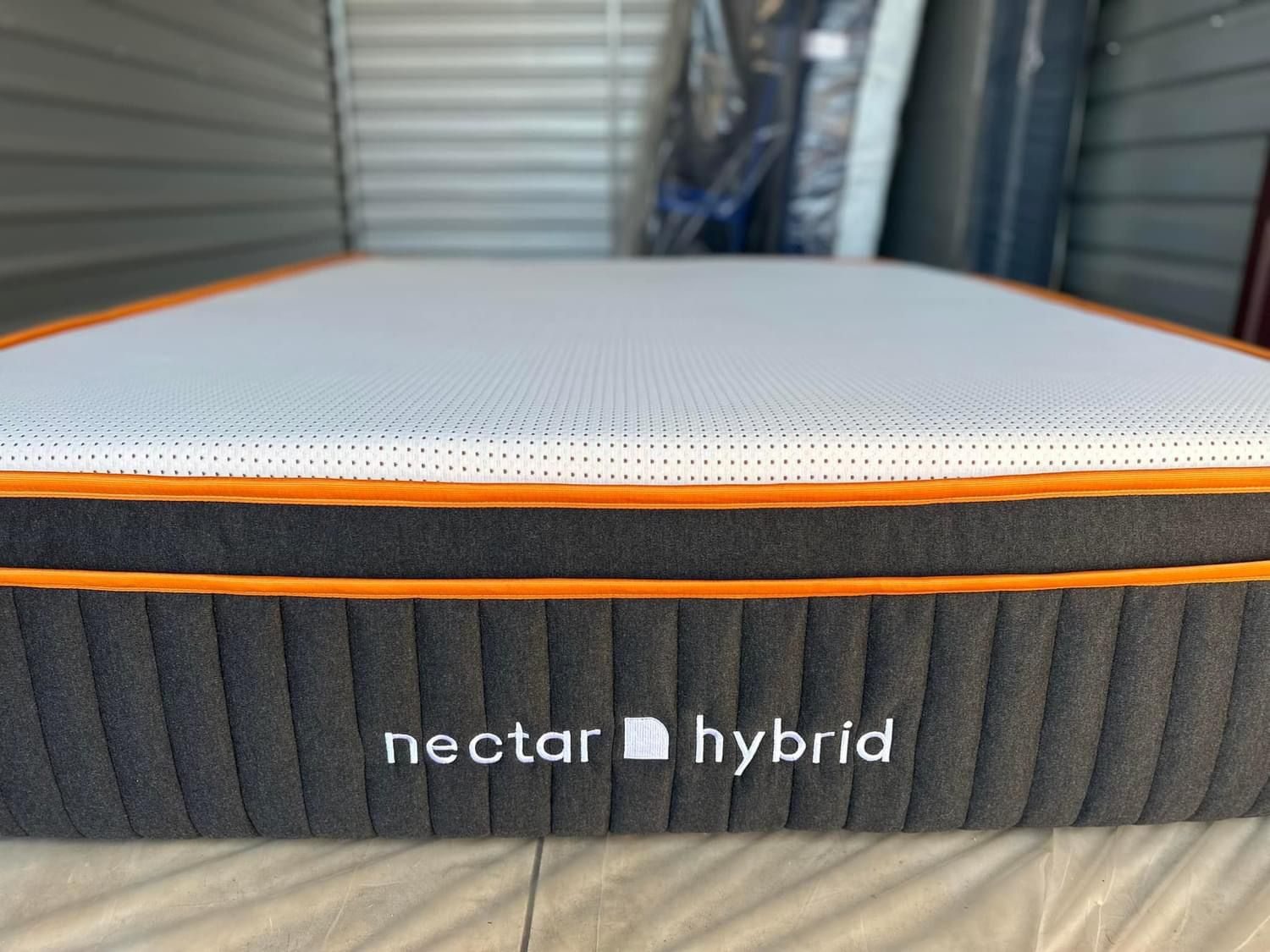 Nectar Premier Copper Hybrid Mattress, Queen, Like New, Perfect Condition