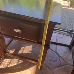 End table