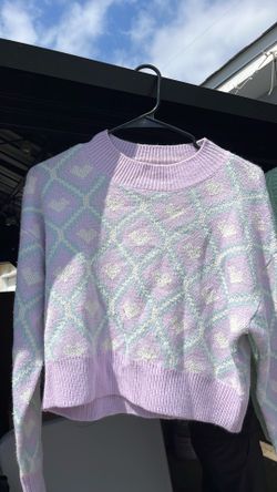 Medium purple crewneck