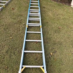 Werner Fiberglass 16-ft Extension Ladder