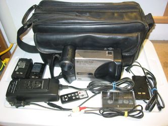 Sharp VL-E32U 8mm Video camcorder Cassette Playback Tape Player Camera