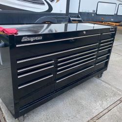 Snap-on 73”17 - Drawer Triple Bank Classic 96 Roll Cab