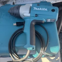 Makita Electric Impact 1/2 Inch 