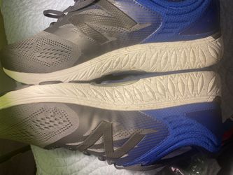 Brand New.  Men’s/Boys  New Balance. Size 17.    XMAS.  Basketball.  Walking 