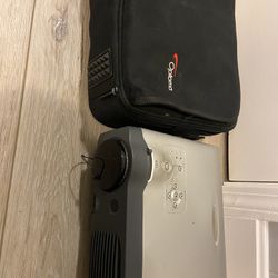 Optomo Portable DLP Digital Video Projector for Desktop Computer EP 739