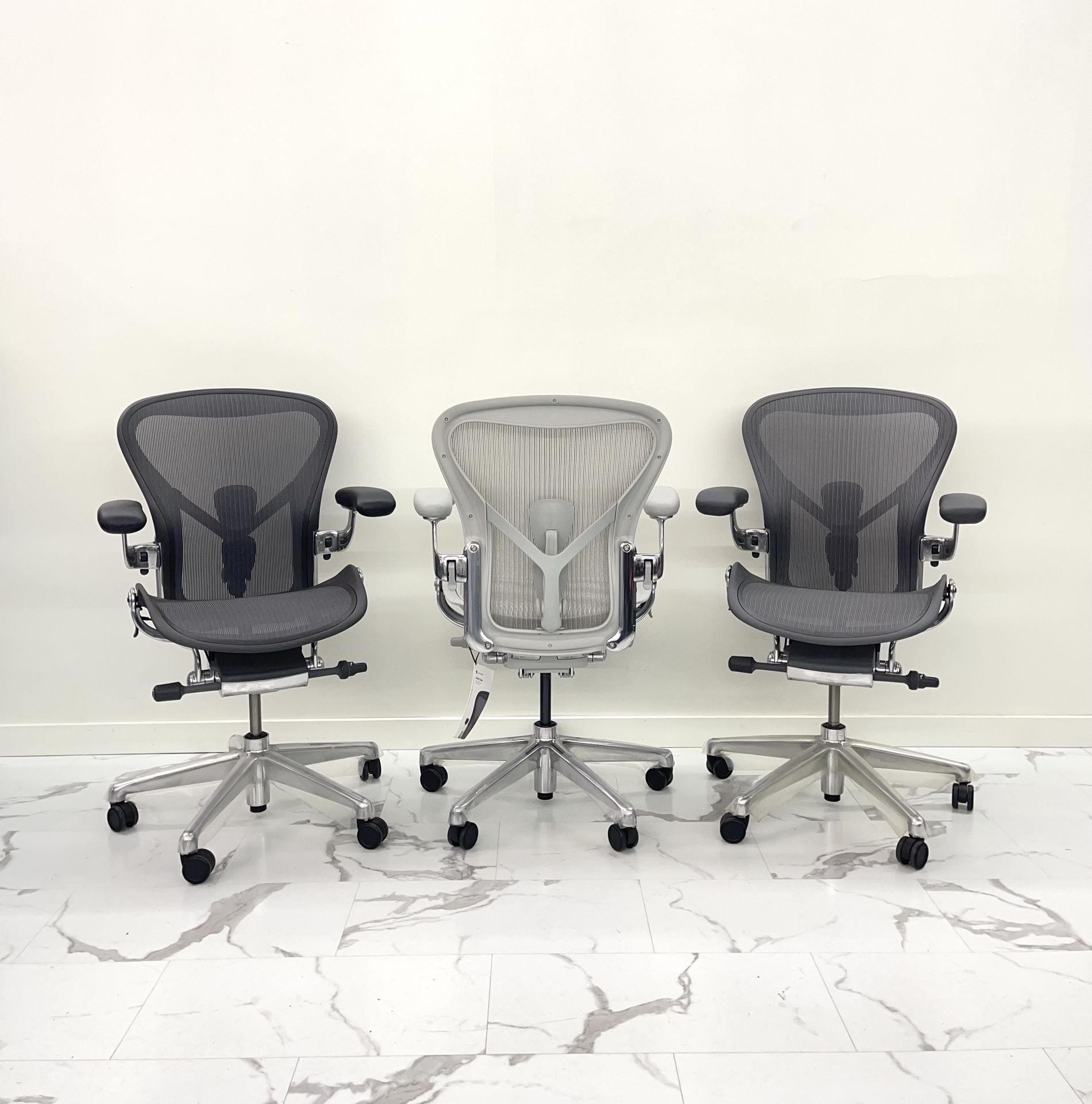 BRAND NEW HERMAN MILLER REMASTERED AERON CHAIRS SIZE B FULLY LOADED $1250 & UP DELIVERY AVAILABLE 🚚🚚🚚