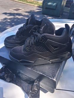 Black cat Jordan's 2020 size 8