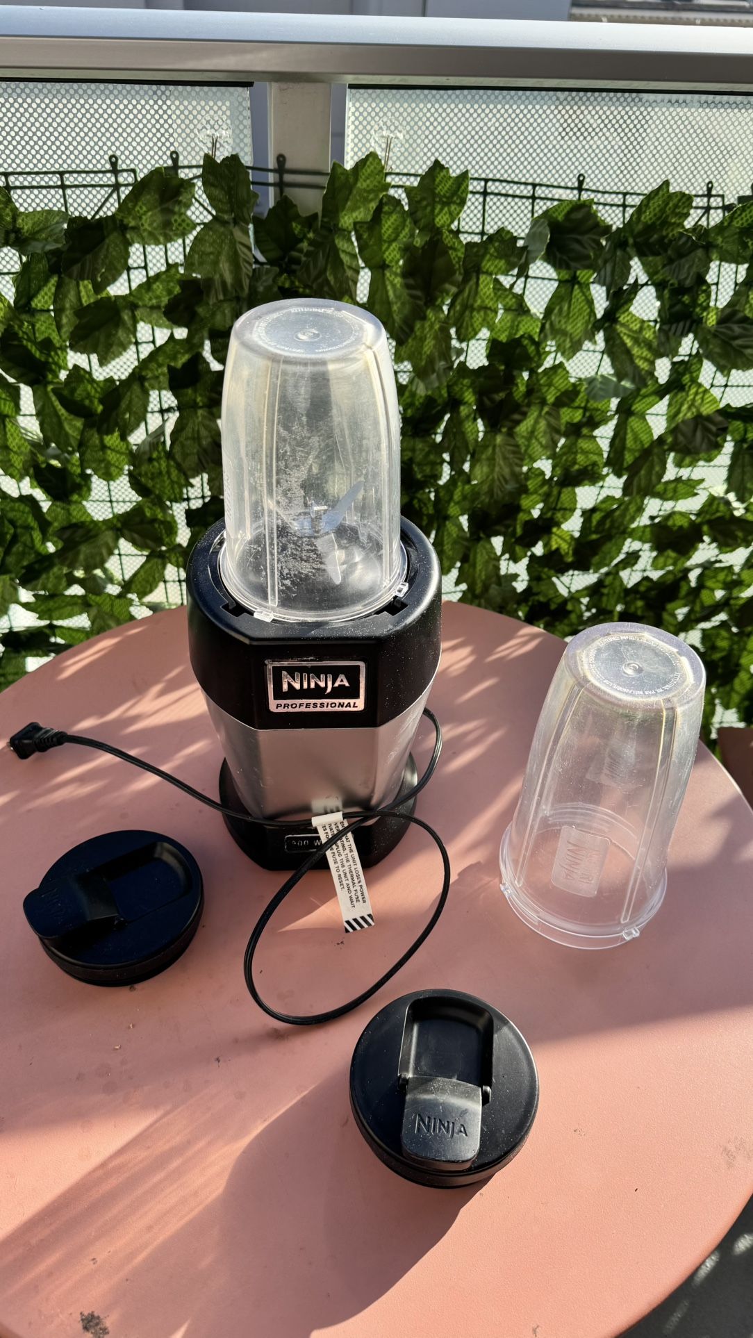 Used 900W Ninja Blender – Powerful & Versatile