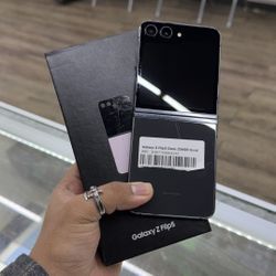 Samsung Galaxy Z Flip 5 Unlocked 