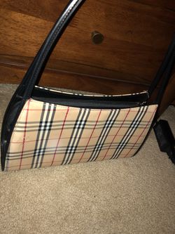 Vintage Burberry Shoulder Bag for Sale in Lodi, CA - OfferUp