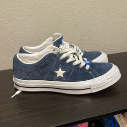 Converse 0ne Star Women 6.5-men’s 4.5