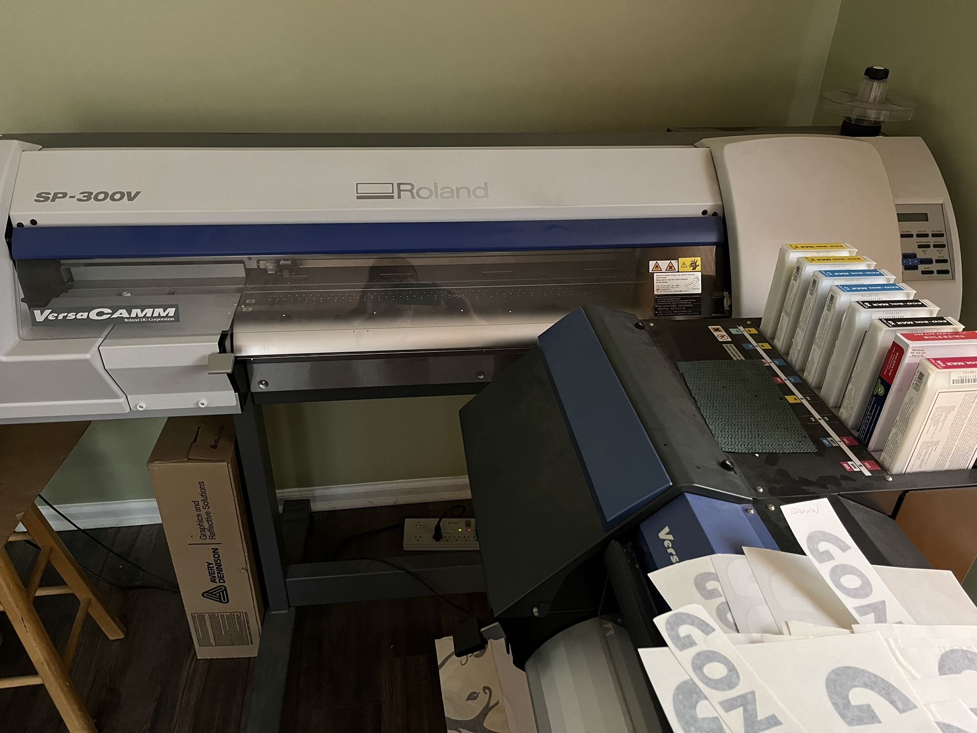Roland Vinyl Cutter Printer