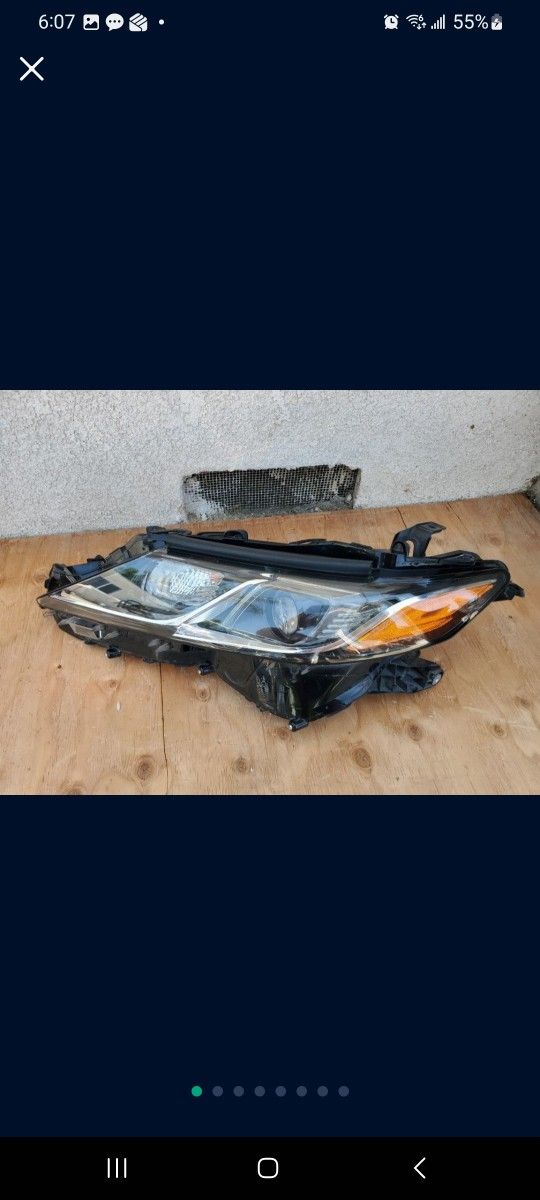 2018 - 2022 TOYOTA CAMRY LEFT HEADLIGHT DRIVER SIDE LED GENUINE USED OEM. A2