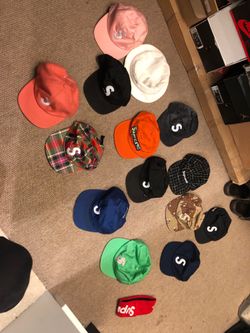 Supreme hats hmu if you want one