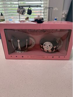 New in box Johanna Parker Moon Mugs Set