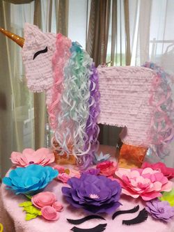 Unicornio piñata grande