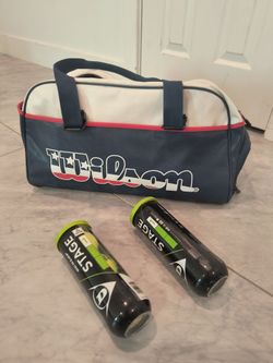 Wilson Tennis Bag with Dunlop Stage 1 Balls