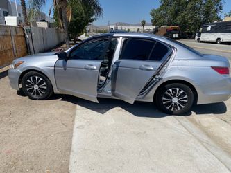 Honda accord 2010