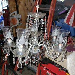 Absolutely Beautiful Chrystal Chandelier 