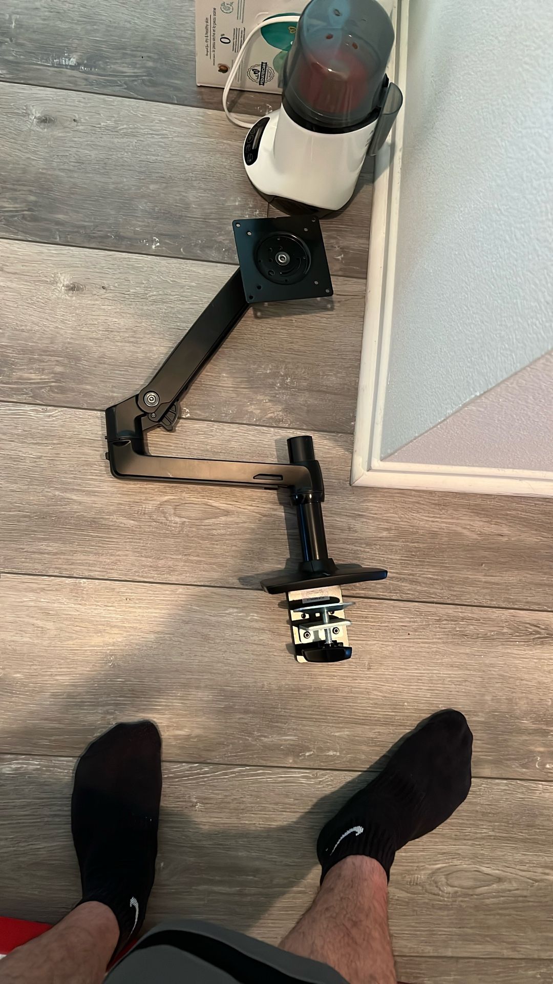 Monitor Arm Desk Mount