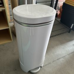 Diaper Genie