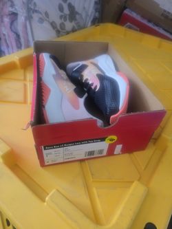 Kids shoes 3 size
