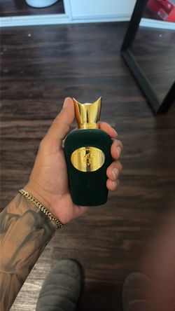 Mens cologne, Sospiro Vibrato