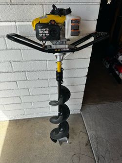 New 4 stroke Champion 53cc Gas Earth Auger with 8” bit. Try before you buy. Pickup only.