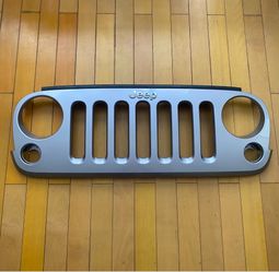 Jeep Wrangler JK front Grille - Silver color