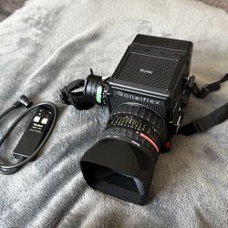 Rolleiflex 6008i Medium Format film camera