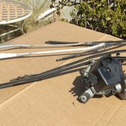 1982 Cadillac Wiper Motor Rod And Arms