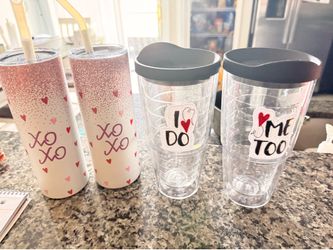 Free cups-MUST TAKE ALL 😊