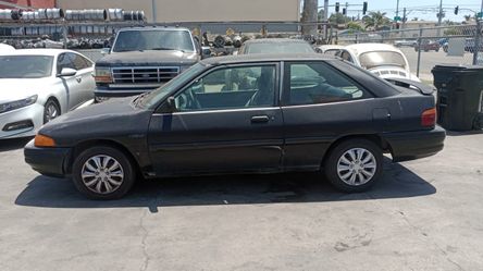 1996 Ford Escort