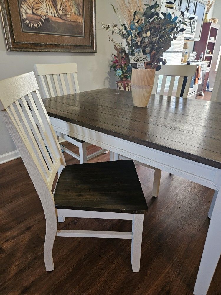 Farmstyle Dinning Table