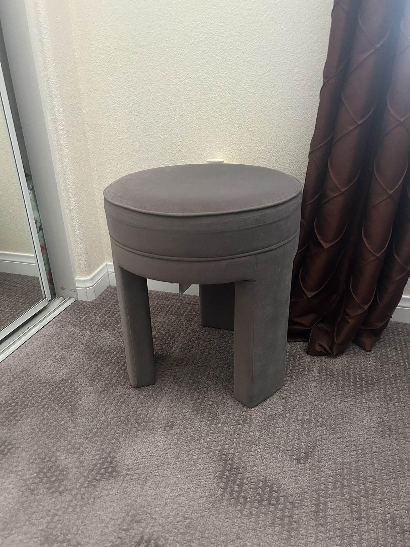 Velvet Stool