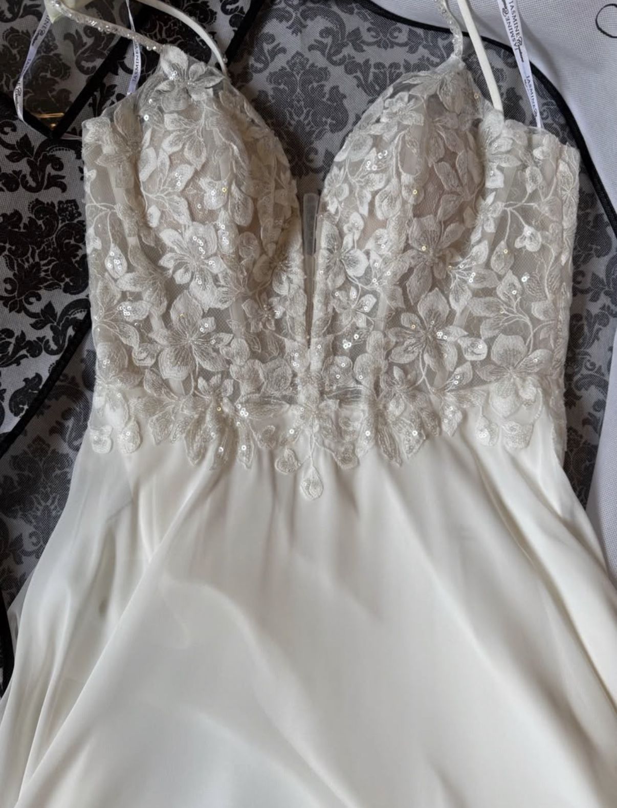 Jasmine Wedding dress
