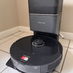 Roborock Q8 Max+ - Robot Vacuum And Mop 