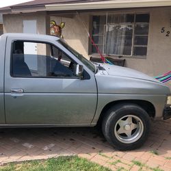 nissan hardbody 1986 to 1997 door key and lock