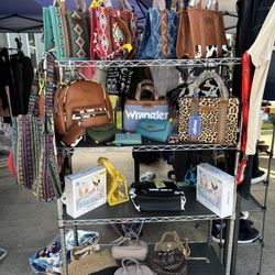 Venta De Bolsas Accesorios Y Más 