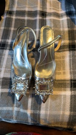women shoes silver size 8