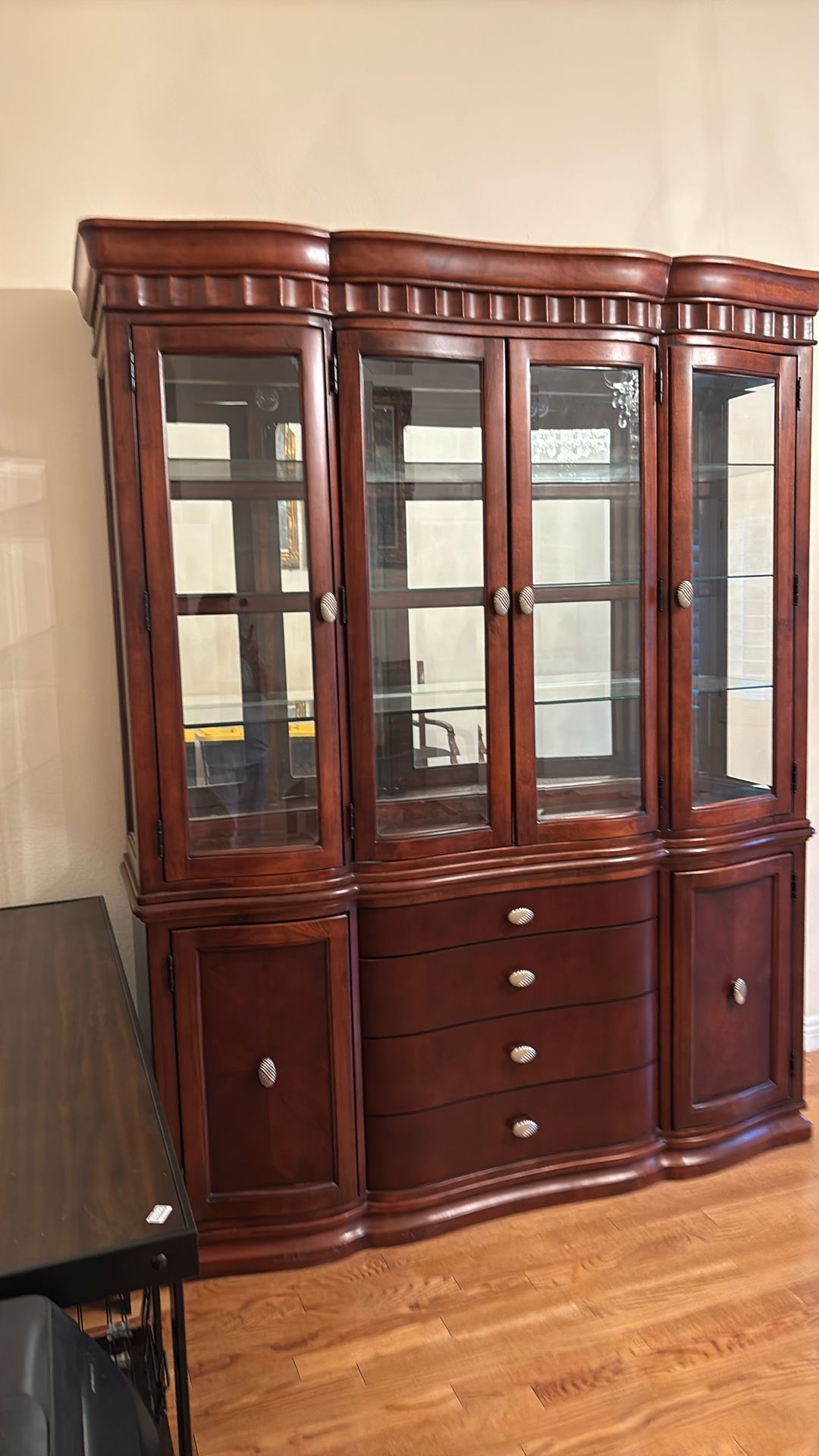 China Cabinet Mojgan’s Color