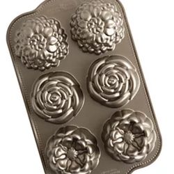 Nordic Ware Bouquet Pan