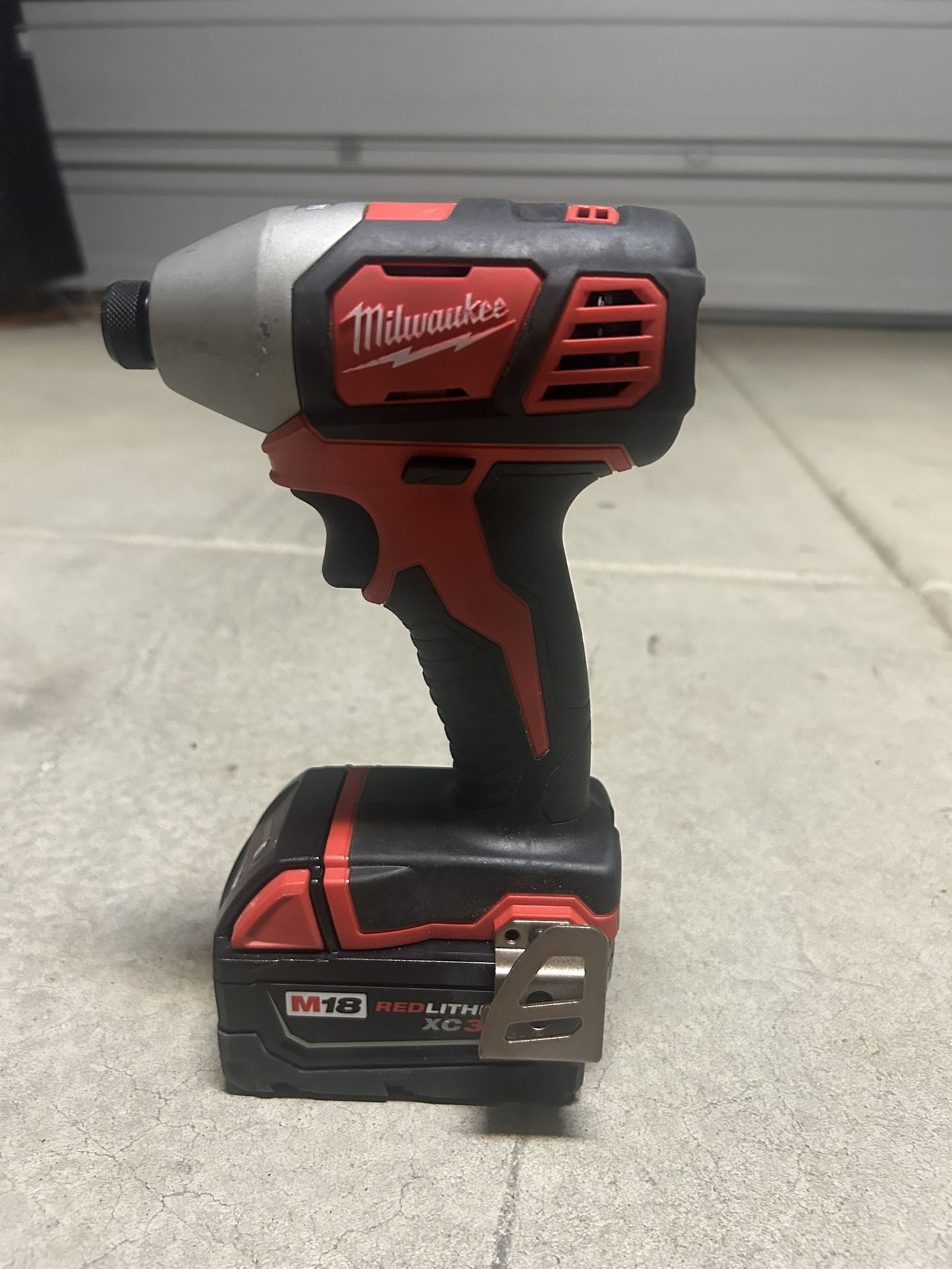 Milwaukee Impact Driver M18