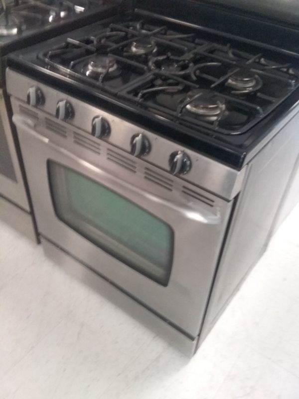 Maytag gas stove 5 burners stainless steel used good condition 90days