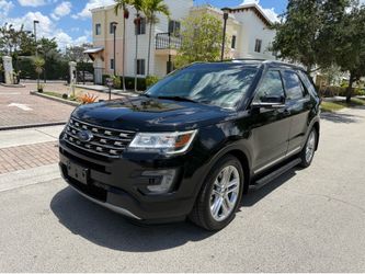 2017 FORD EXPLORER XLT PERFECT FOR THE FAMILY