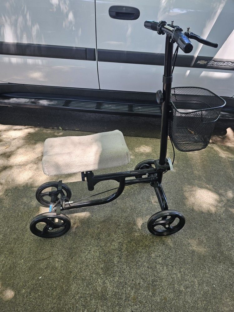 Knee Scooter